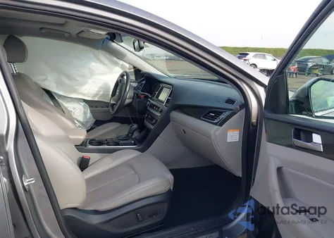 2018 Hyundai Sonata Hybrid Limited из США, поврежденный, VIN KMHE34L30JA086881